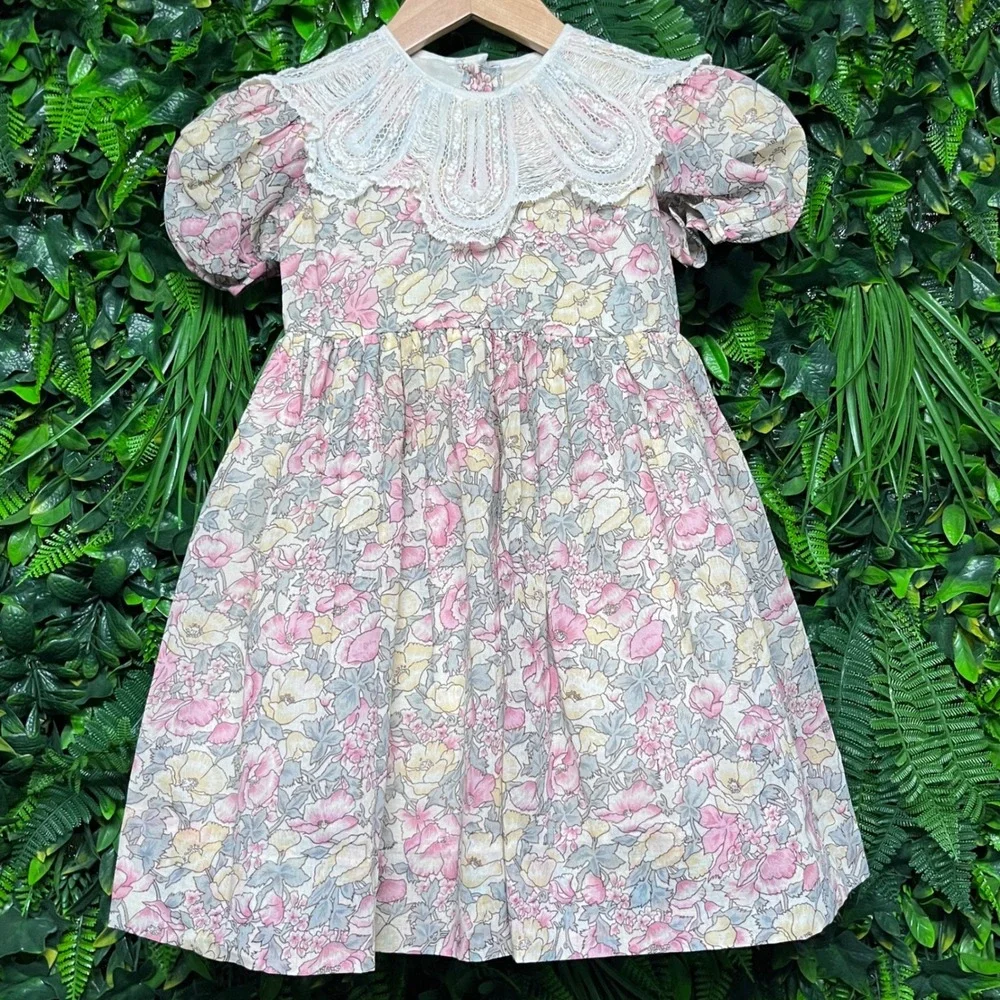 Vintage Girls Size 4 Floral Print Dress With Lace Collar Short Puff Sleeves 3168
